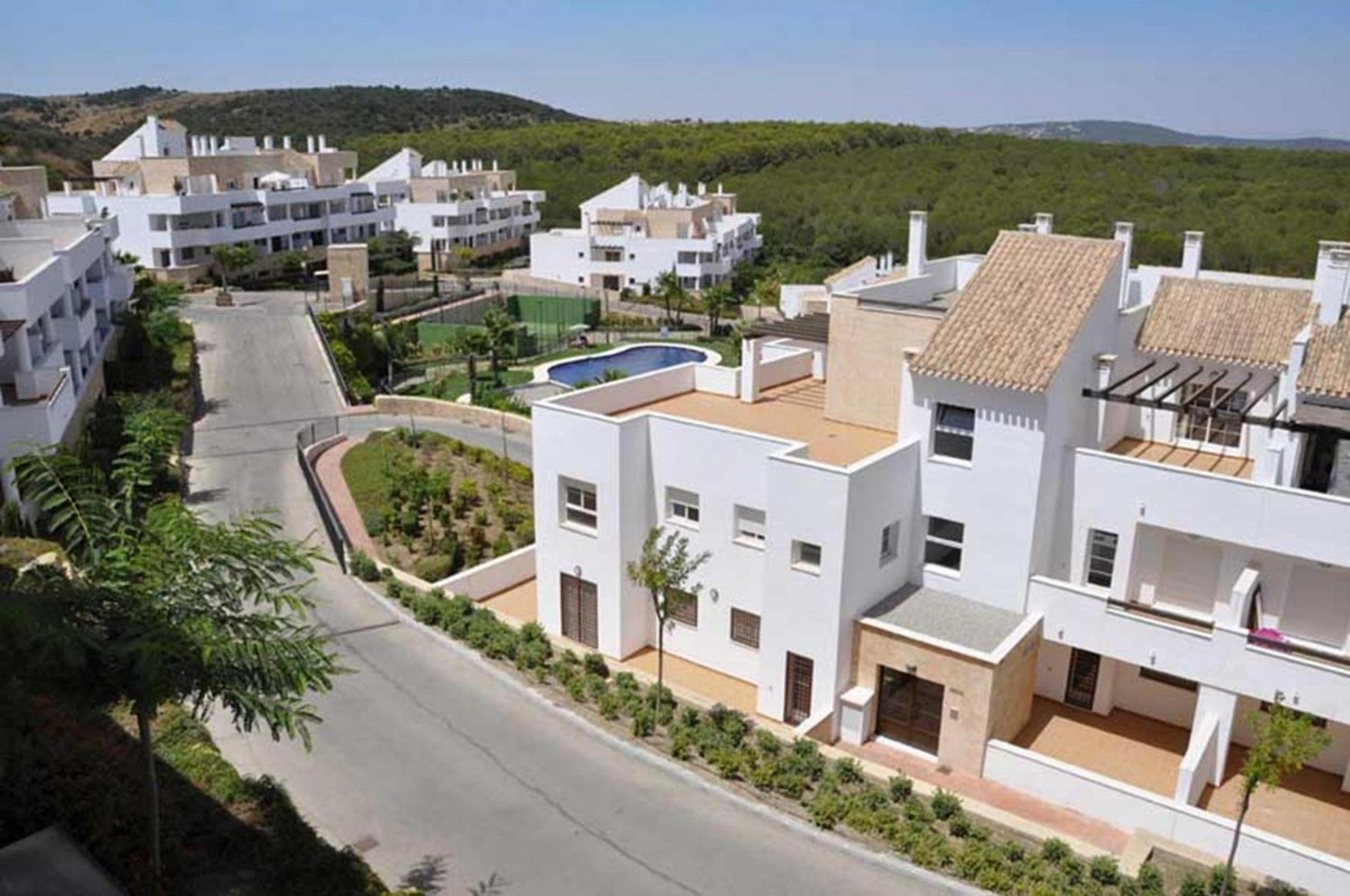 2127-Superb 2 Bedrooms , Lovely Terraces And Pool San Roque  Bagian luar foto