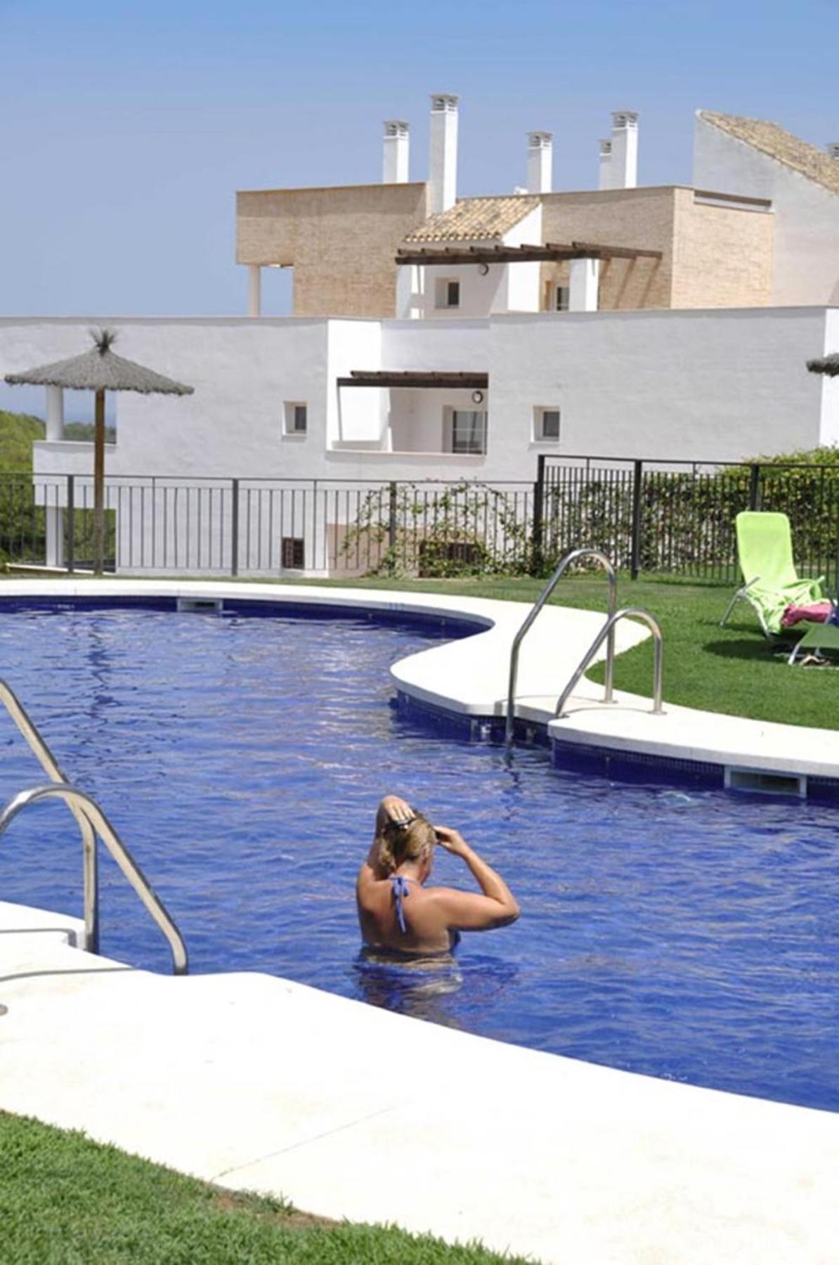 2127-Superb 2 Bedrooms , Lovely Terraces And Pool San Roque  Bagian luar foto